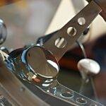 The Evolution of Car Connectivity: From Bluetooth to Wi-Fi to 5G Integration