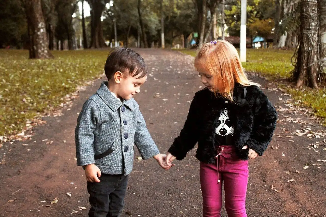 Fashion and Pop Culture: Celebrity Fashion Icons Through the Decades